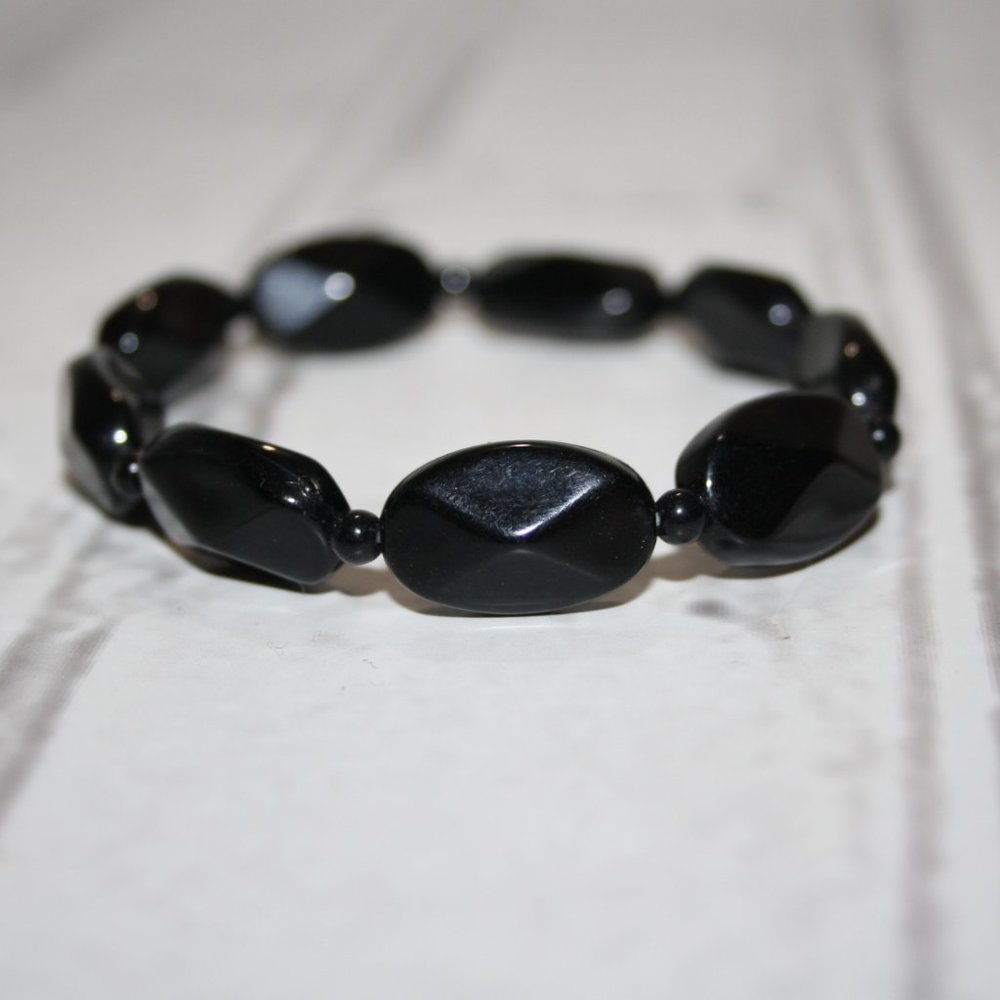 🖤✨ Beautiful Black Beaded Bracelet ✨🖤